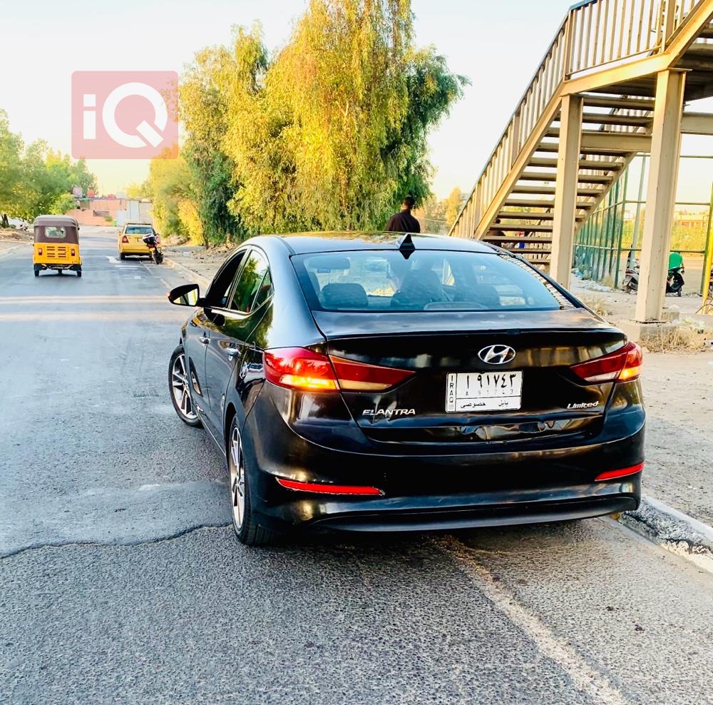 هیوندای ئەلەنترا